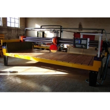 Máy kiểu cầu cắt dọc và cắt ngang tấm đá Granite , đá Hoa cương.